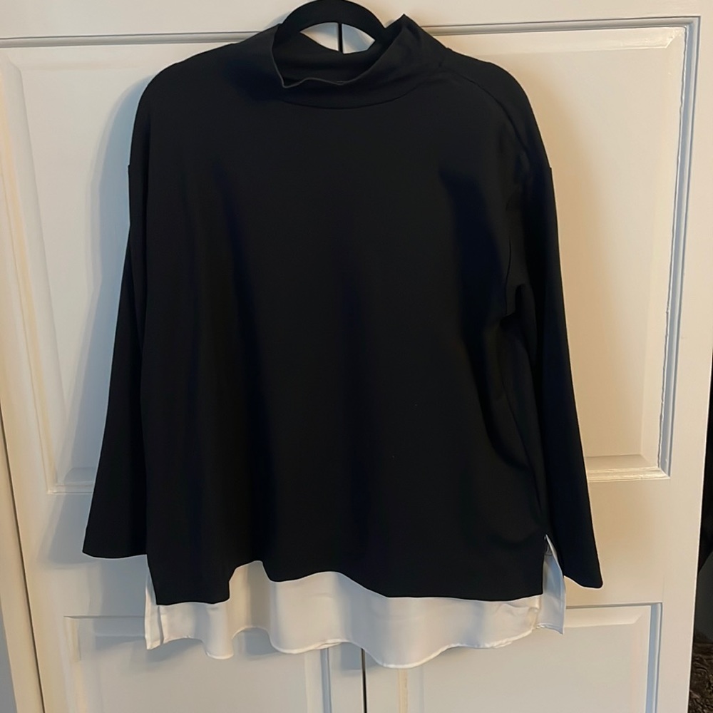 Layered shirt with stretch